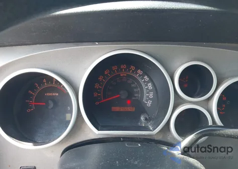 2011 Toyota Tundra Grade V6 z USA, uszkodzony, nr VIN 5TFRU5F12BX024285